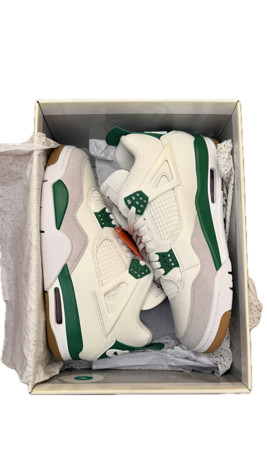 Jordan 4 SB "pine green"