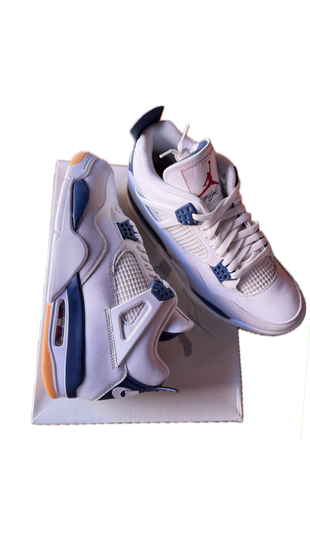 Jordan 4  SB "navy"