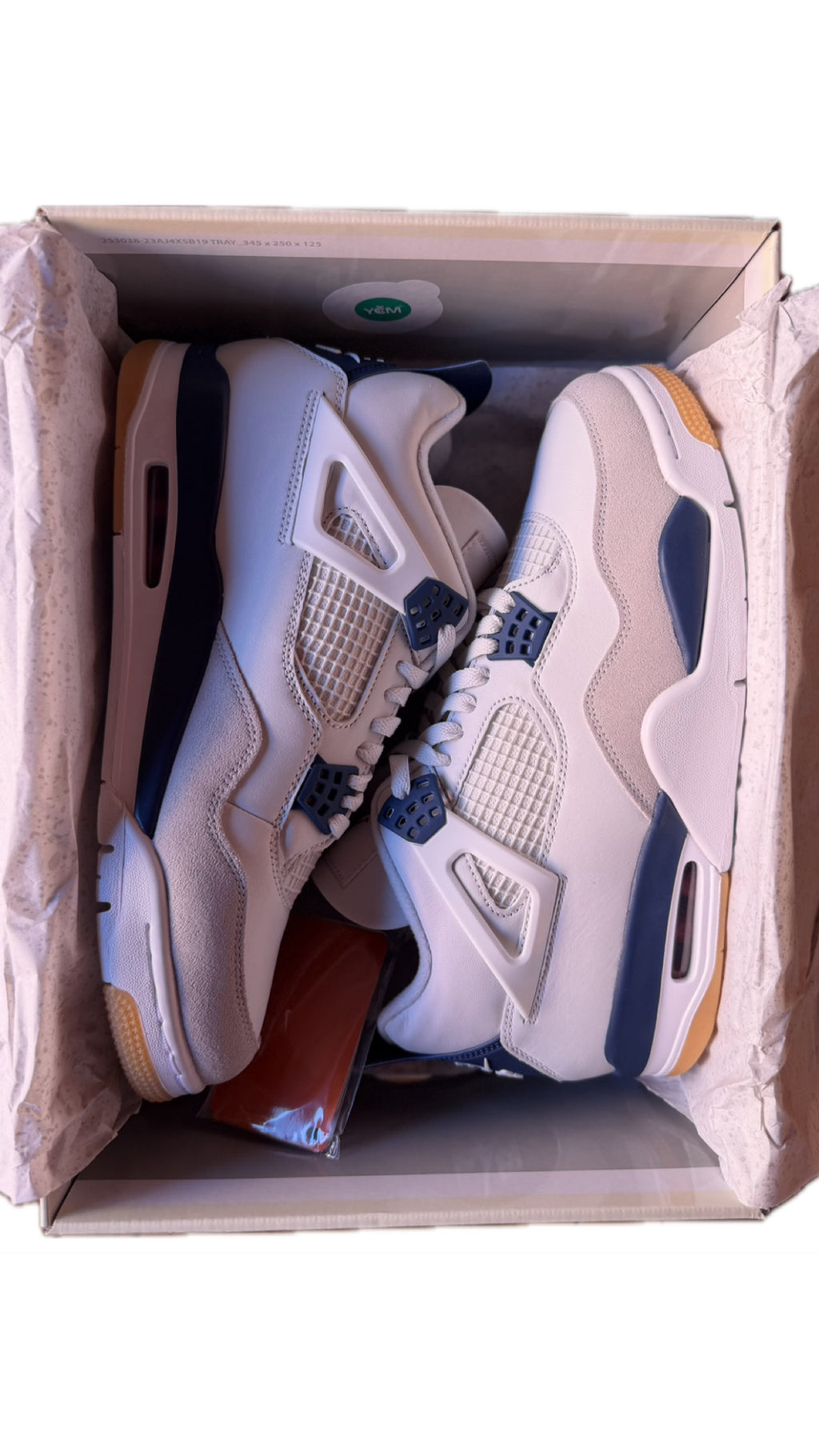 Jordan 4  SB "navy"