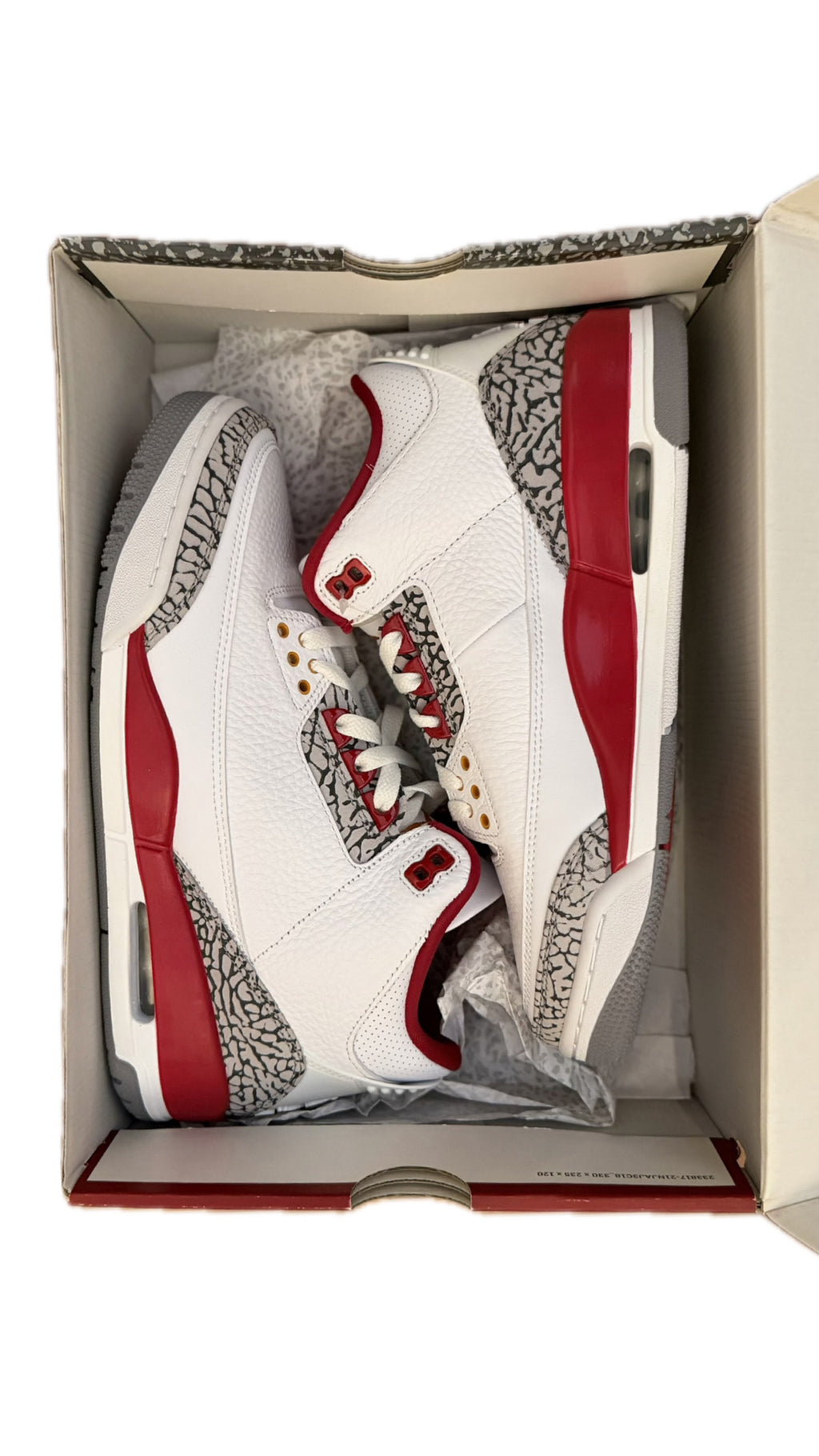 Jordan 3 "carenal red"