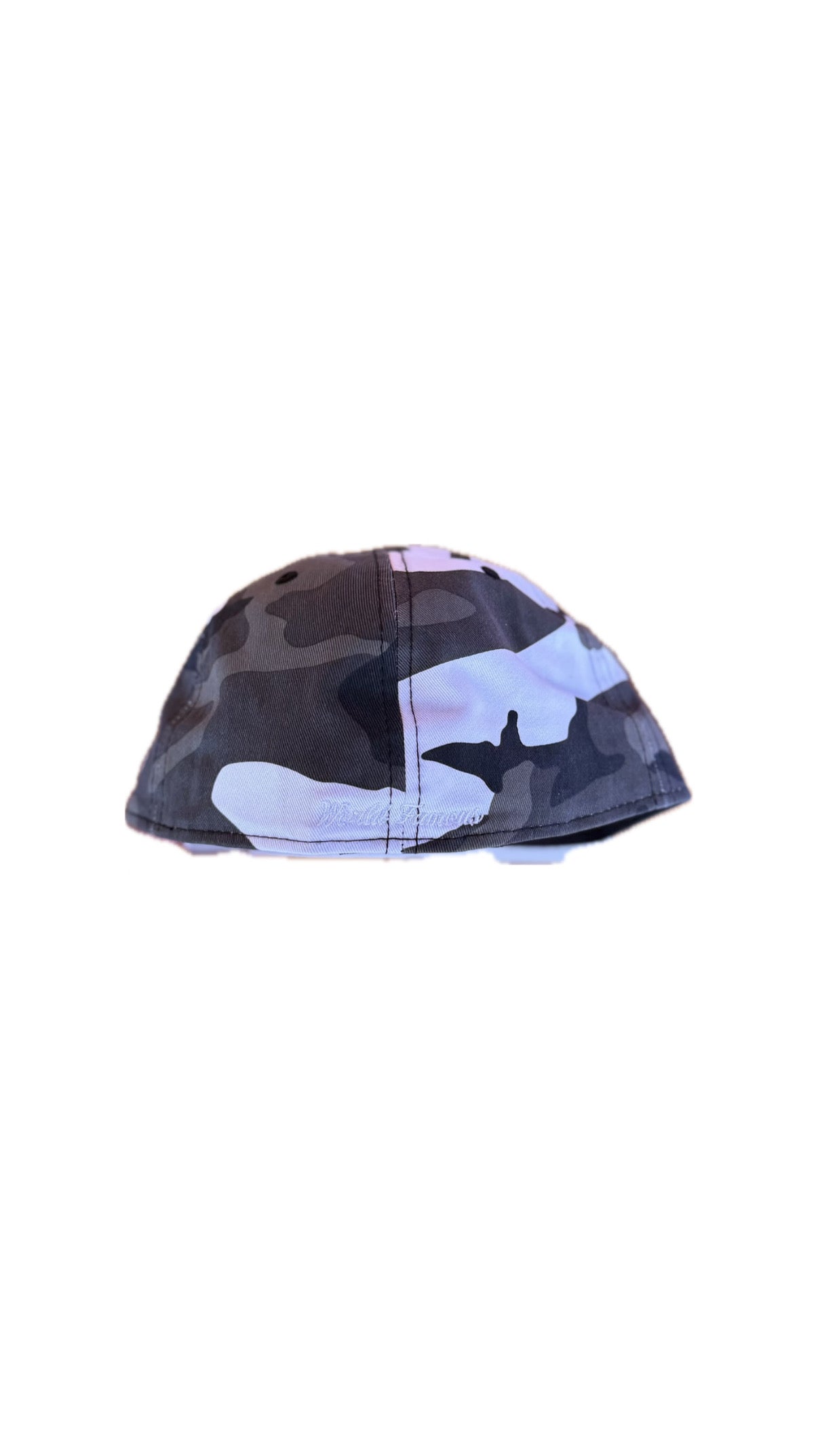 Supreme "camo" New Era