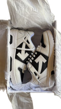 Off White "OOO reverse panda"